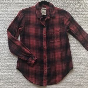 AEO Red & Navy Shirt